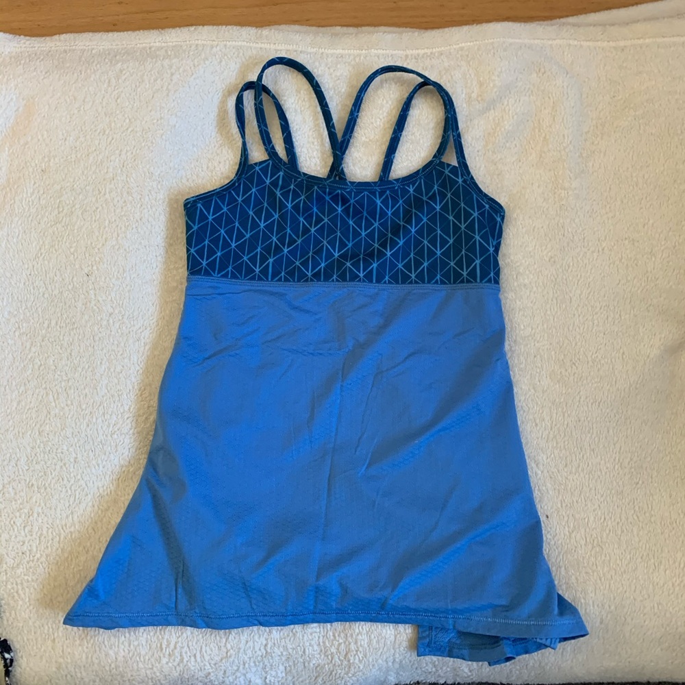Fun and comfortable workout tanktop!